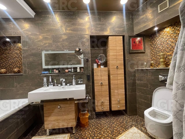 
  Продается 3-комн. квартира, 160 м², Депутатская ул, д. 2
. Фото 7.