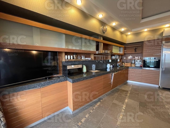 
  Продается 3-комн. квартира, 160 м², Депутатская ул, д. 2
. Фото 32.