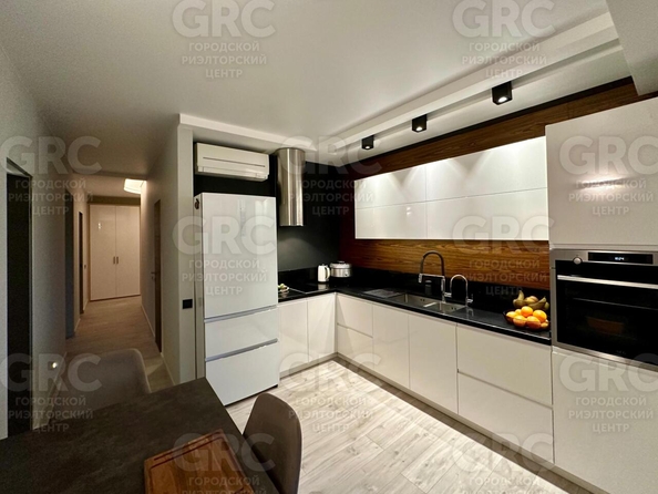 
  Продается 3-комн. квартира, 88 м², Горького пер, д. 24
. Фото 9.