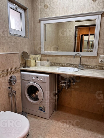 
  Продается 2-комн. квартира, 100 м², Одесская ул, д. 22/1
. Фото 13.