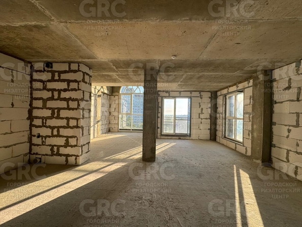 
  Продается студия, 97 м², Туапсинская ул, д. 10
. Фото 6.