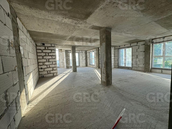 
  Продается студия, 97 м², Туапсинская ул, д. 10
. Фото 8.