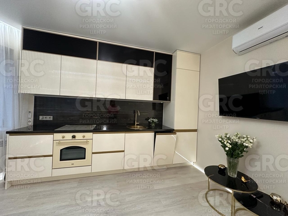 
  Продается 2-комн. квартира, 64 м², Трунова пер, д. 6
. Фото 40.