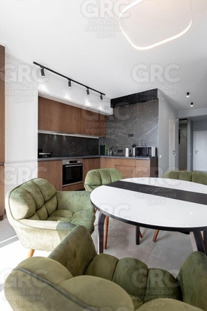 
  Продается 4-комн. квартира, 97 м², Дагомысский пер, д. 6
. Фото 2.