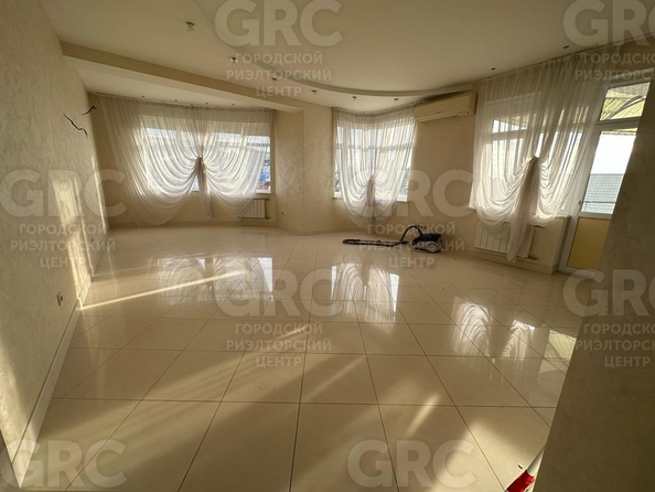 
  Продается 3-комн. квартира, 134 м², Бамбуковая ул, д. 48
. Фото 1.