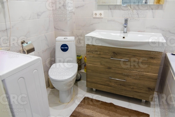 
  Продается 2-комн. квартира, 38.8 м², Известинская ул, д. 68
. Фото 7.