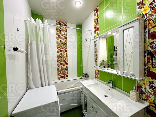 
  Продается 3-комн. квартира, 60 м², Вишневая ул, д. 18/3
. Фото 10.