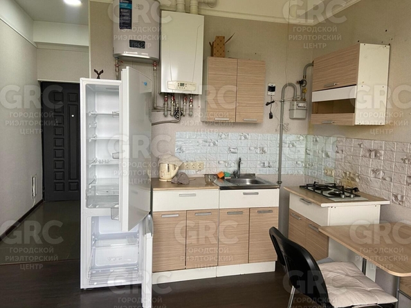 
  Продается 1-комн. квартира, 37.5 м², Санаторная ул, д. 48
. Фото 5.