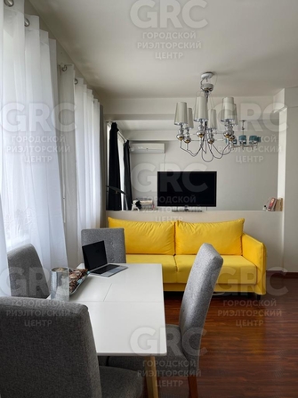 
  Продается 2-комн. квартира, 53 м², Клубничная ул, д. 1/14
. Фото 1.