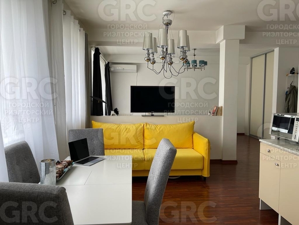 
  Продается 2-комн. квартира, 53 м², Клубничная ул, д. 1/14
. Фото 3.