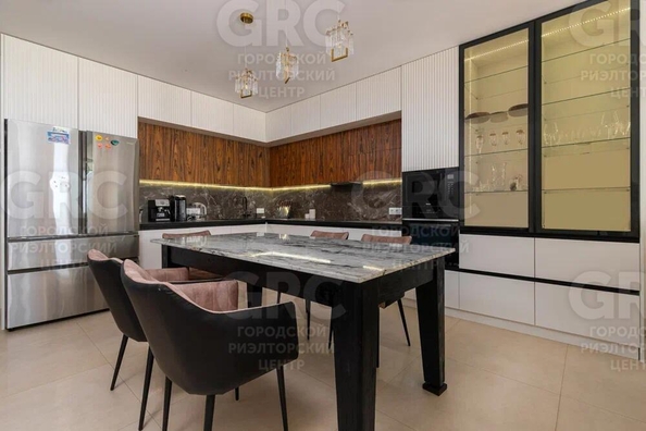 
  Продается дом, 267.4 м², Сочи
. Фото 1.