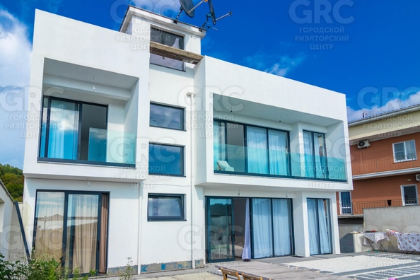 
  Продается дом, 204.7 м², Сочи
. Фото 3.