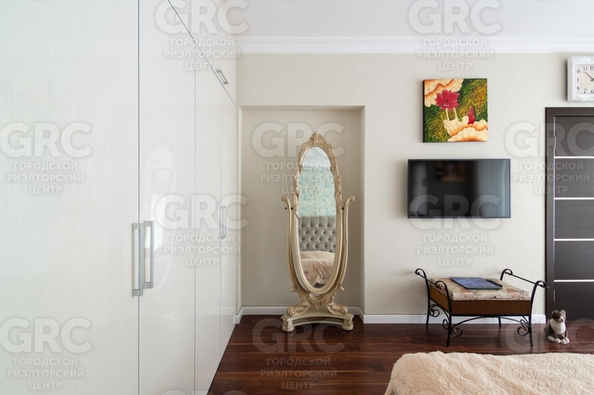 
  Продается 2-комн. квартира, 90 м², Нагорная ул, д. 11
. Фото 9.