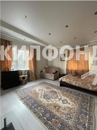 
   Продам 2-комнатную, 50 м², Енисейская ул, 61

. Фото 2.