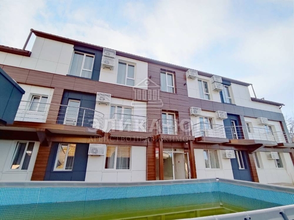 
  Продается 1-комнатный апартамент, 22.8 м², Приморская ул
. Фото 1.