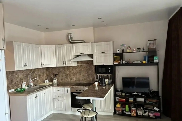 
  Продается 1-комн. квартира 42 м². Фото 1.