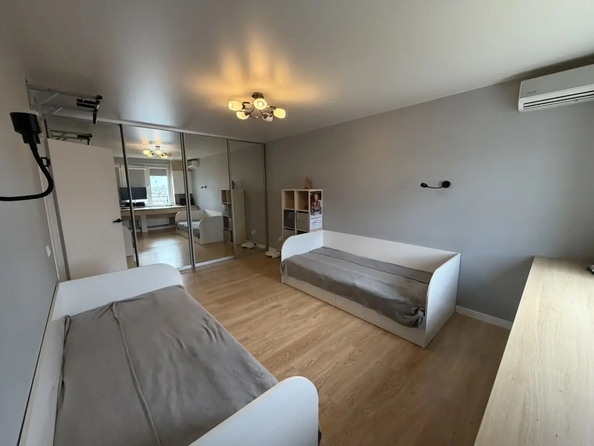 
  Продается 2-комн. квартира 57.3 м². Фото 1.