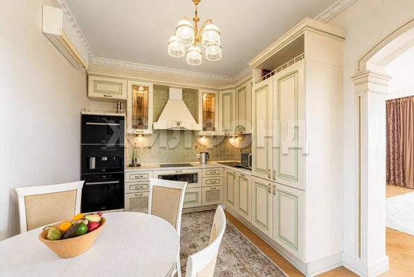 
  Продается 4-комн. квартира 172 м². Фото 5.