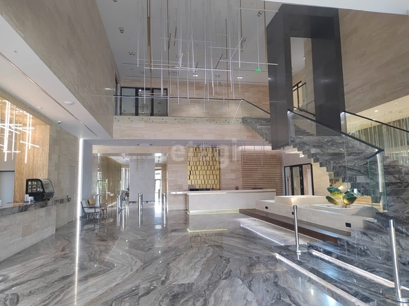 
  Сдается универсальное помещение 392.1 м², в ЖК Девелопмент-Плаза. Фото 5.