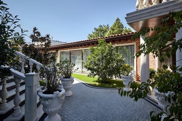 
  Продается дом 1800 м². Фото 7.