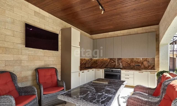 
  Продается дом 1800 м². Фото 25.