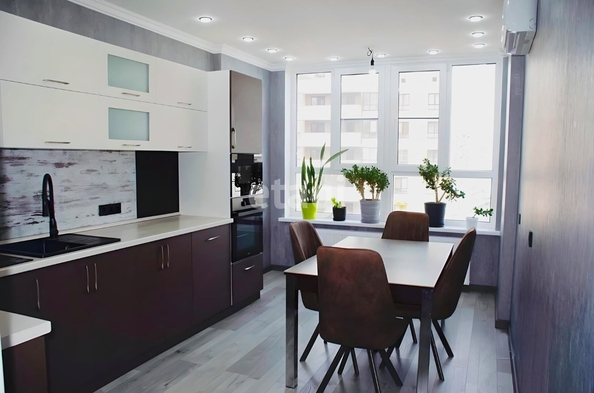 
  Продается 2-комн. квартира 70.7 м². Фото 1.