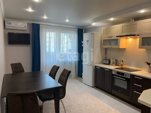 
  Продается 3-комн. квартира 89.8 м². Фото 1.