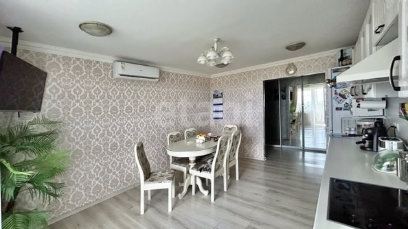 
  Продается 3-комн. квартира 74 м². Фото 1.