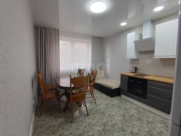 
  Продается 2-комн. квартира 57.9 м². Фото 1.