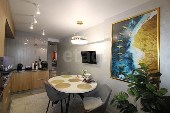 
  Продается 3-комн. квартира 82.8 м². Фото 1.