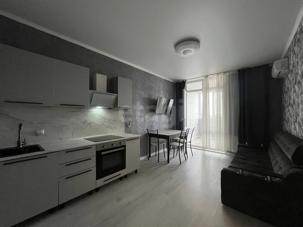 
  Продается 2-комн. квартира 55 м², в МКР Любимово, 2 квартал литер 1. Фото 4.