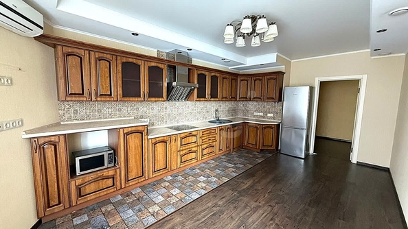 
  Продается 3-комн. квартира 122.3 м². Фото 36.