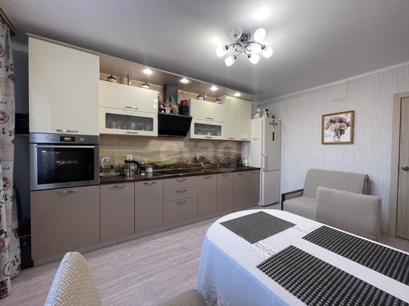 
  Продается 2-комн. квартира 69.6 м². Фото 1.