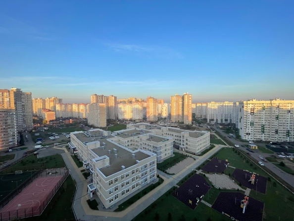 
  Продается 2-комн. квартира 69.6 м². Фото 34.