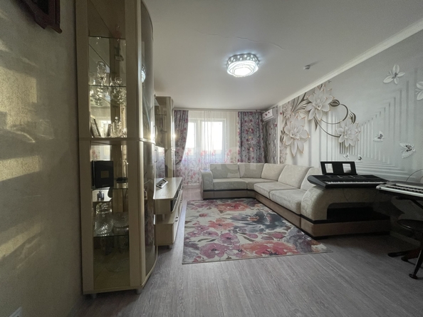 
  Продается 2-комн. квартира 69.6 м². Фото 48.