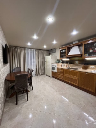 
  Продается 2-комн. квартира 65.4 м². Фото 1.