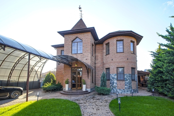 
  Продается дом 276.9 м². Фото 1.