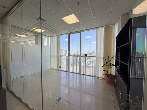 
  Сдается офис 172.3 м². Фото 21.