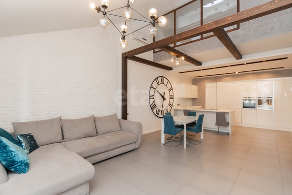 
  Продается 3-комн. квартира 149.9 м². Фото 2.