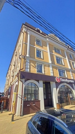 
  Сдается офис 2000 м². Фото 1.