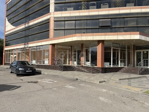 
  Сдается универсальное помещение 480 м². Фото 1.