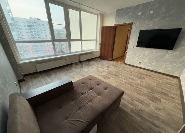 
  Продается 2-комн. квартира 75.4 м². Фото 2.