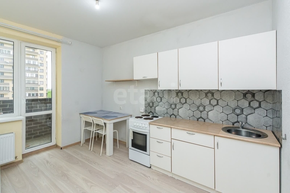 
  Сдается 1-комн. квартира 37.6 м². Фото 1.
