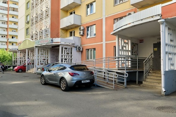 
   Продам 3-комнатную, 80 м², Академика Лукьяненко П.П. ул, 16

. Фото 17.