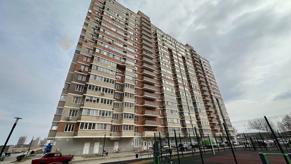 
   Продам 1-комнатную, 40 м², Гидростроителей ул, 59/2

. Фото 13.