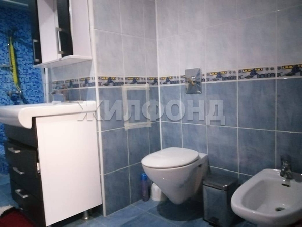 
   Продам 3-комнатную, 120 м², , 100/8

. Фото 23.