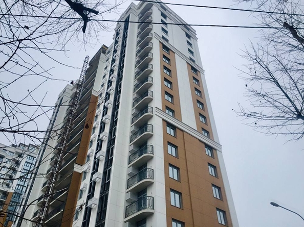 
   Продам 2-комнатную, 61 м², Альпийский квартал

. Фото 3.