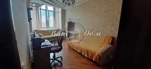 
   Продам 2-комнатную, 78 м², Островского ул, 136

. Фото 2.