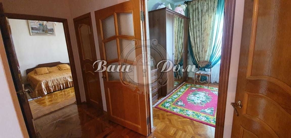 
   Продам 3-комнатную, 107 м², Островского ул, 135/2

. Фото 22.