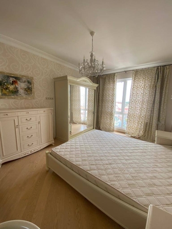 
   Продам 4-комнатную, 117 м², Пирогова ул, 50

. Фото 4.